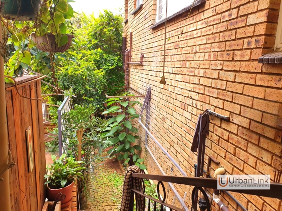 3 Bedroom Property for Sale in Safari Gardens North West